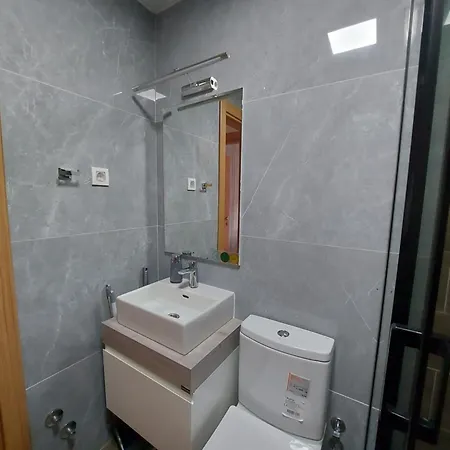 Compass 5 - Train Station Apartment Skopje